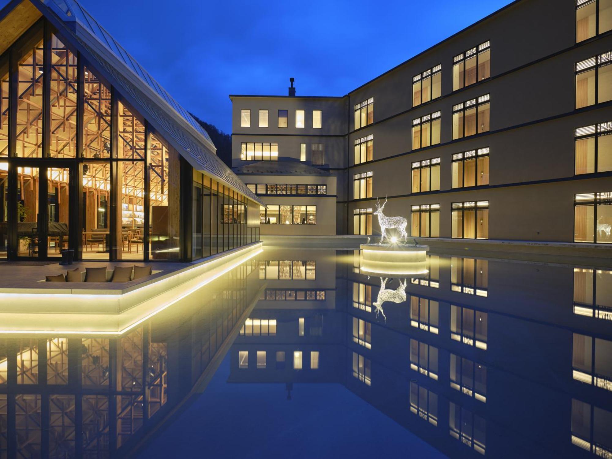 Lake Toya Tsuruga Resort Hikarinouta Toyako Exterior photo